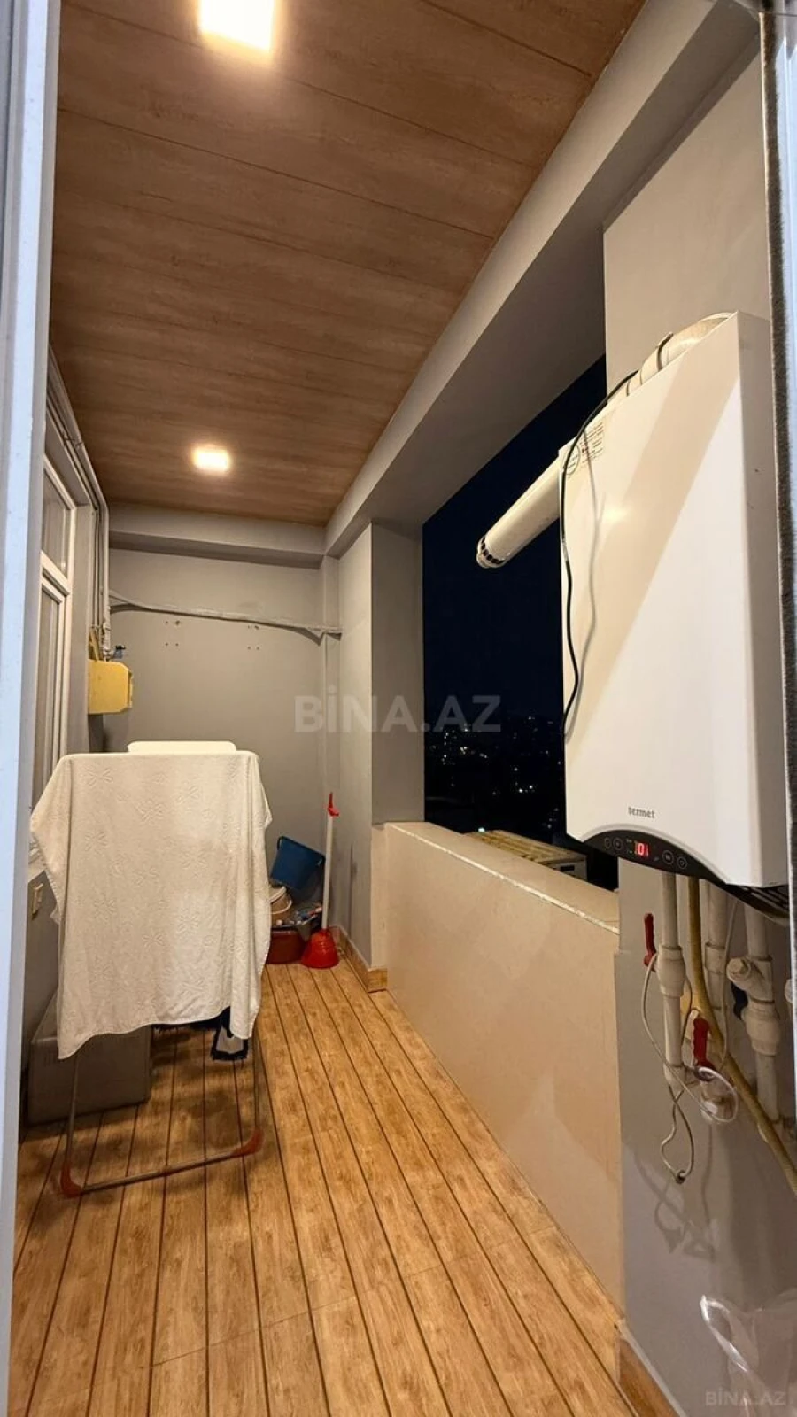 Satılır 2 otaqlı mənzil 78 m²