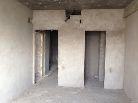 Satılır 4 otaqlı mənzil 200 m²