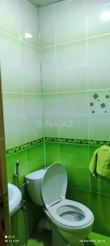 Satılır 4 otaqlı mənzil 100 m²