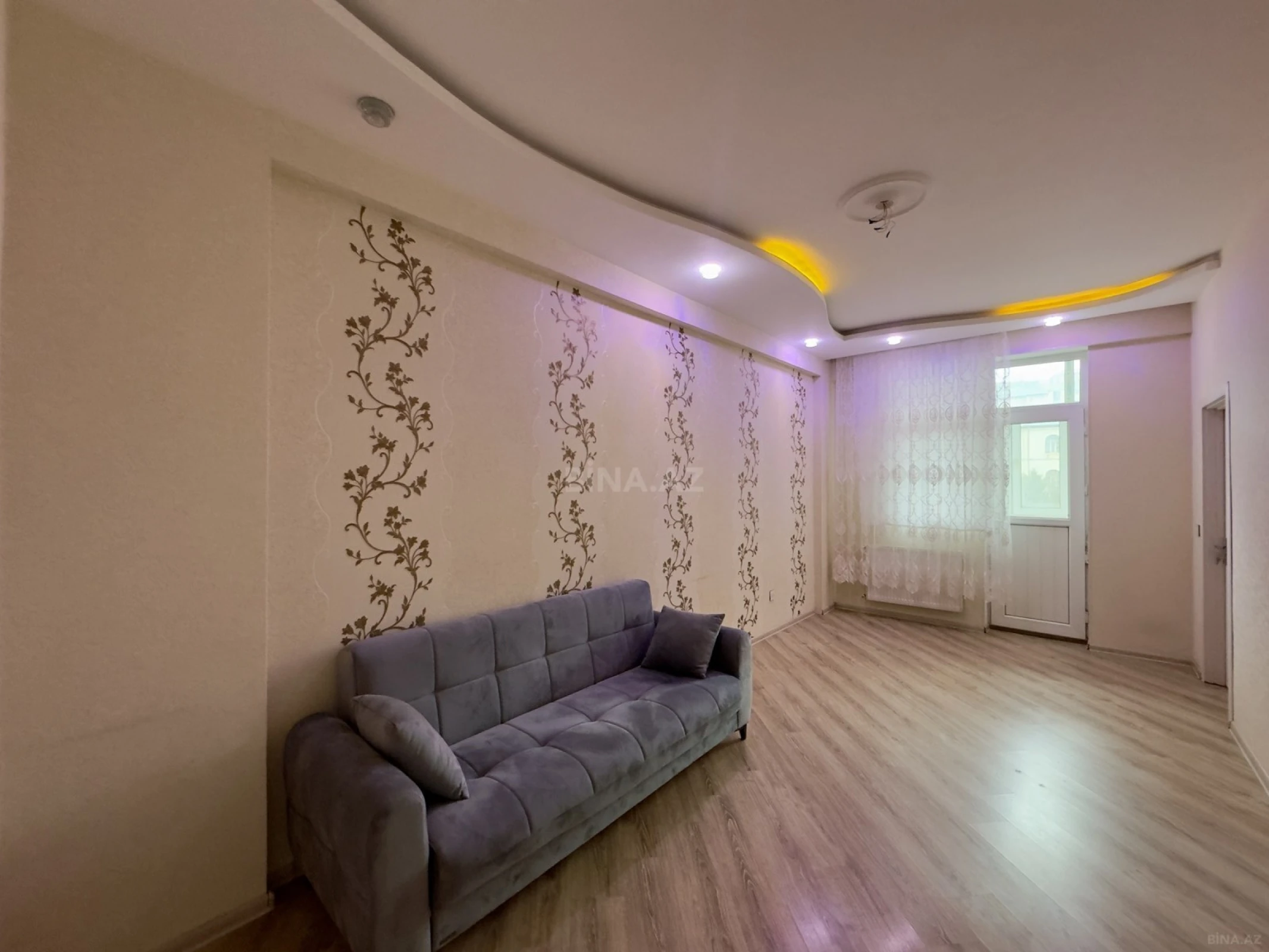 Satılır 3 otaqlı mənzil 97 m²