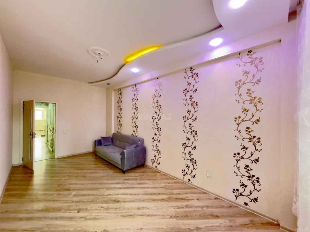Satılır 3 otaqlı mənzil 97 m²