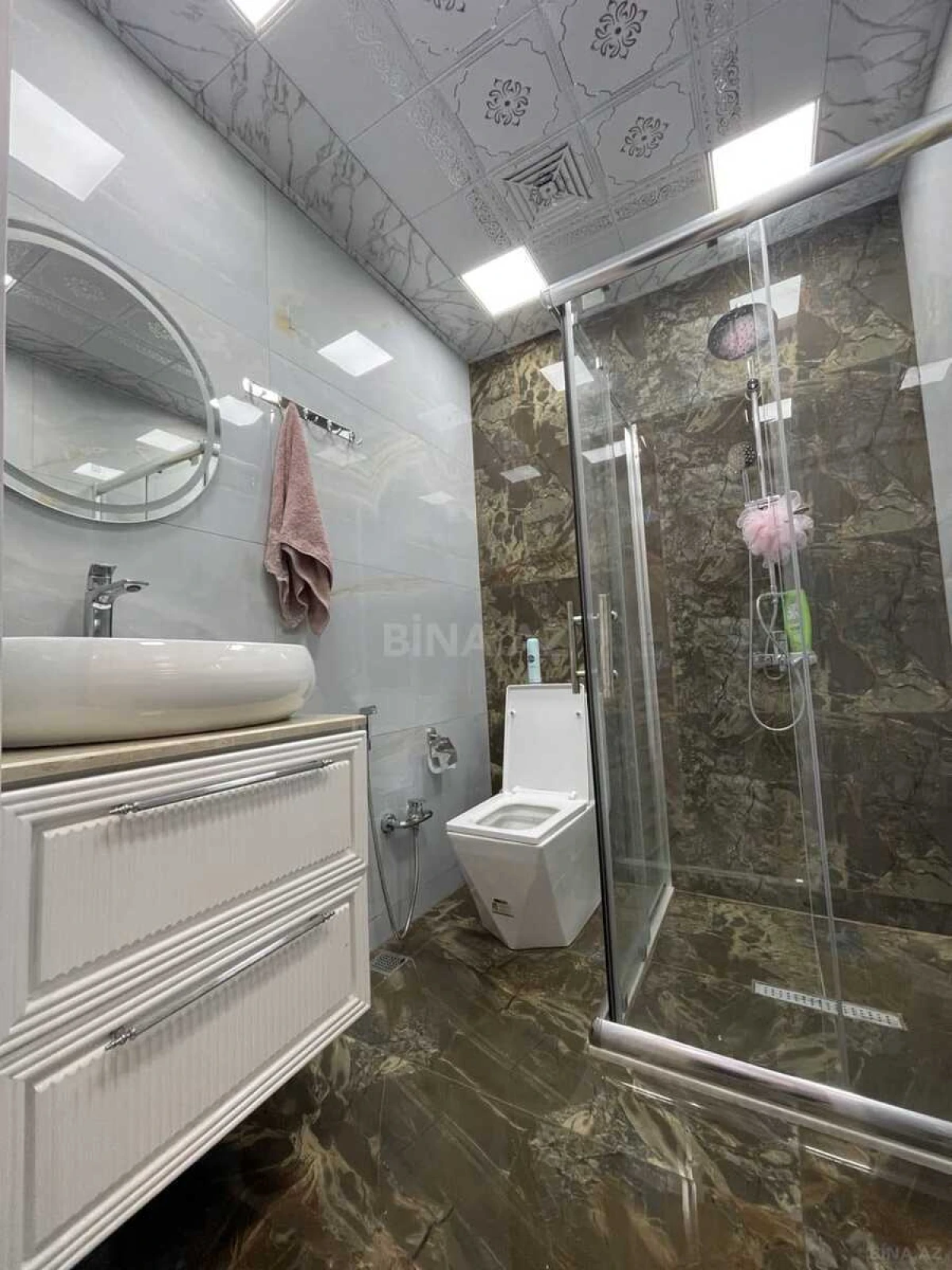 Satılır 2 otaqlı mənzil 65 m²