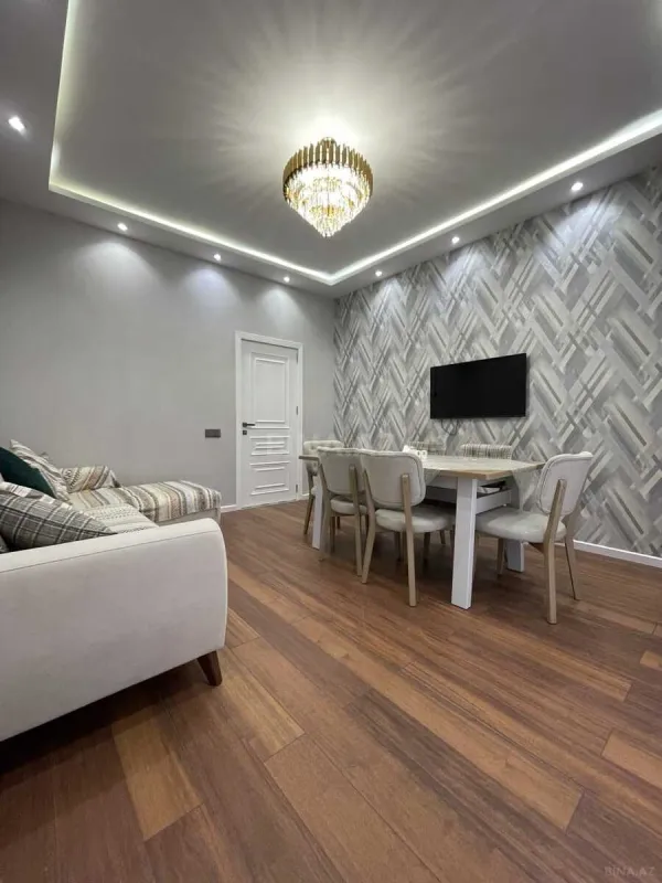 Satılır 2 otaqlı mənzil 65 m²