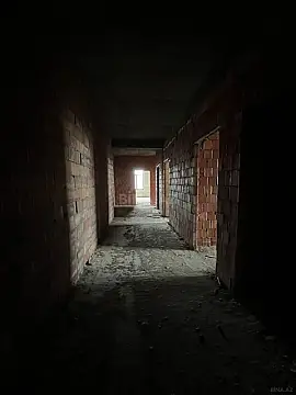 Satılır 3 otaqlı mənzil 137 m²