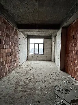 Satılır 3 otaqlı mənzil 137 m²