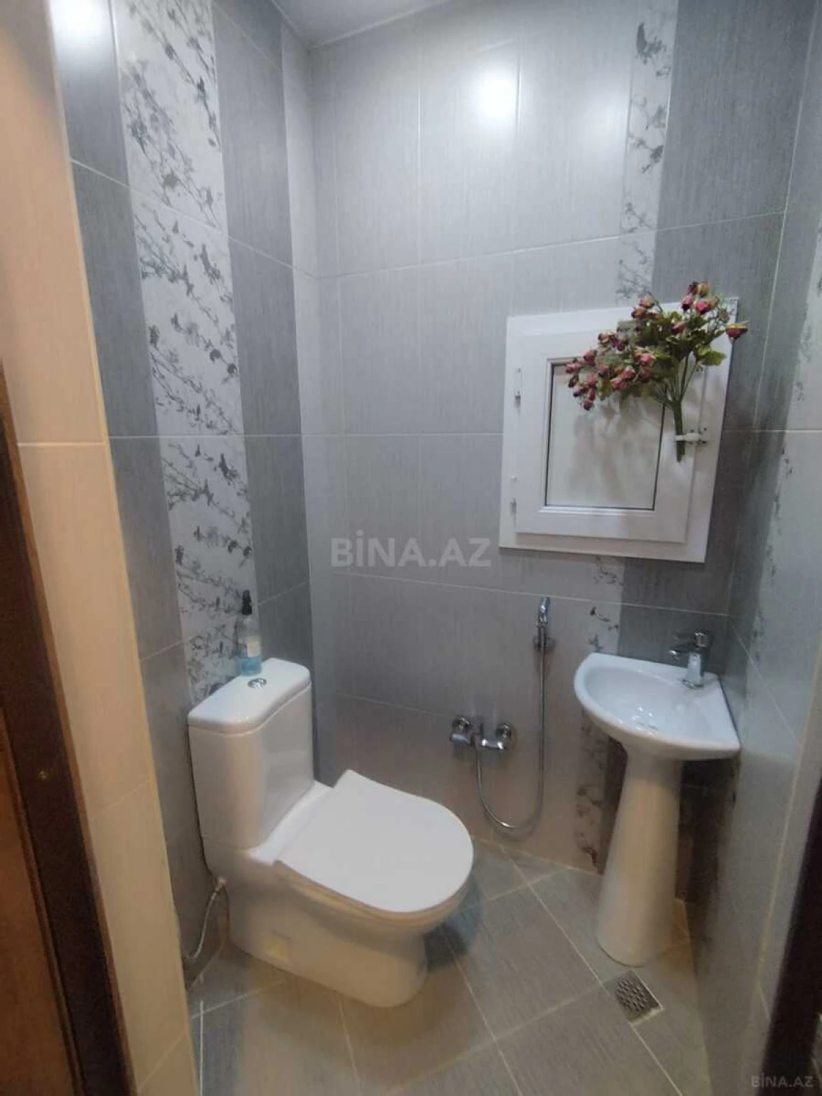 Satılır 3 otaqlı mənzil 108 m²