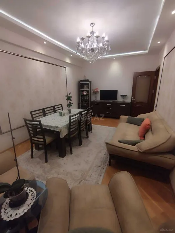 Satılır 3 otaqlı mənzil 108 m²