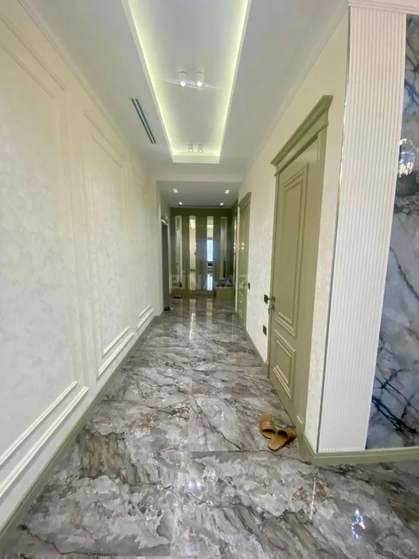 Kirayə verilir 4 otaqlı mənzil 170.7 m²