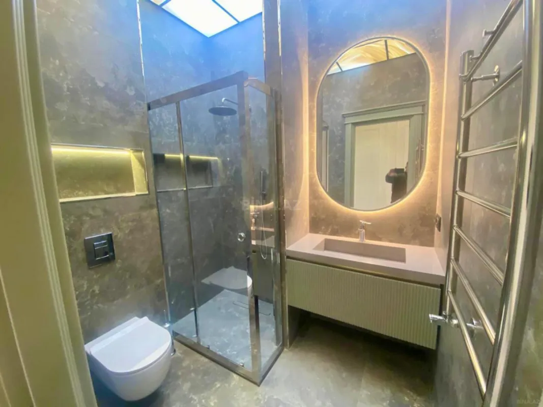 Kirayə verilir 4 otaqlı mənzil 170.7 m²