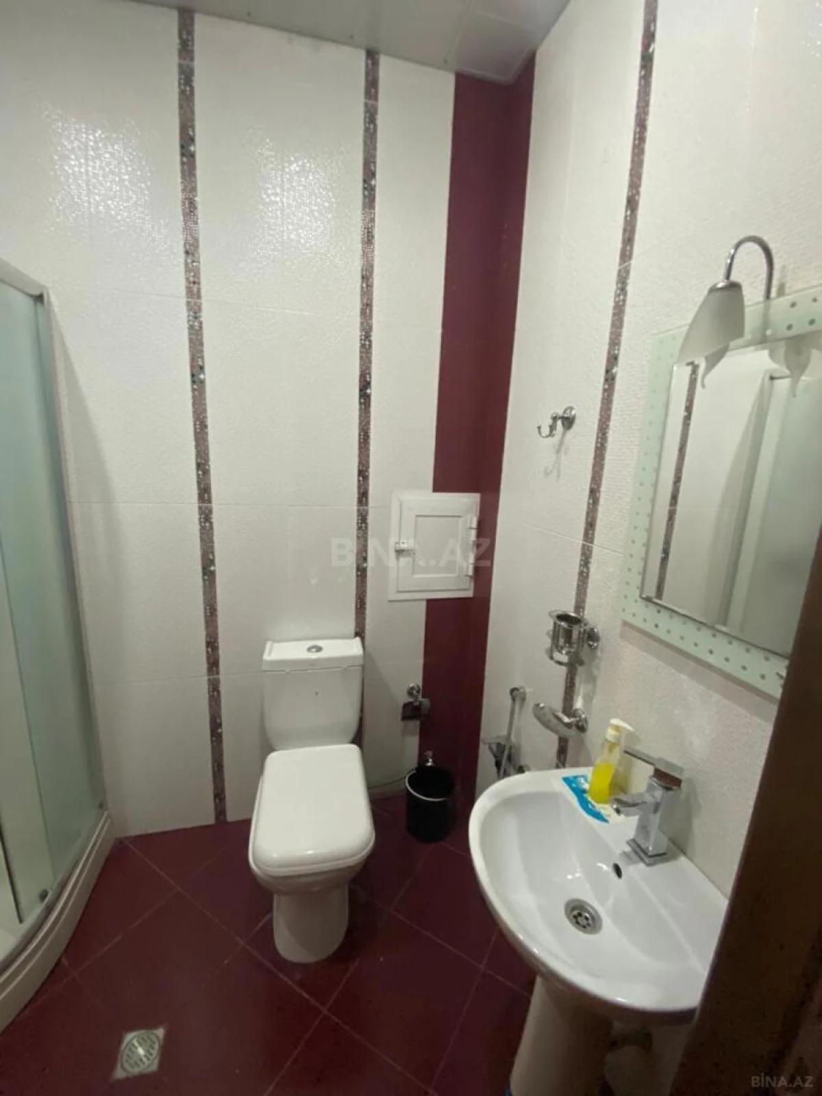 Satılır 3 otaqlı mənzil 147 m²