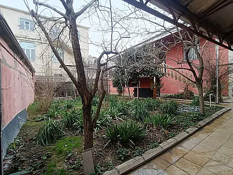 Kirayə verilir 3 otaqlı həyət evi 90 m²