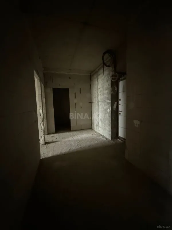 Satılır 2 otaqlı mənzil 98 m²