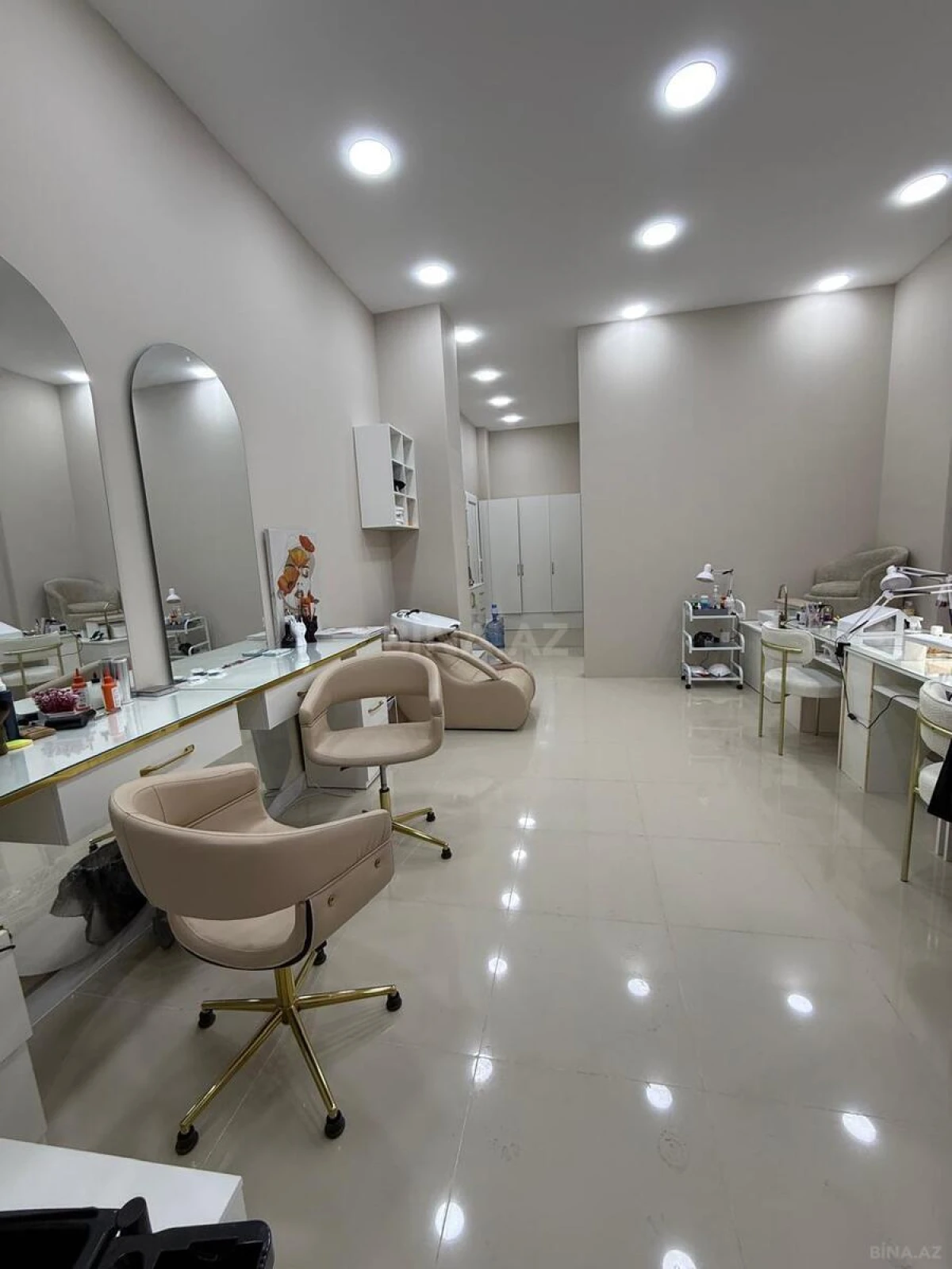 Satılır obyekt 56 m²