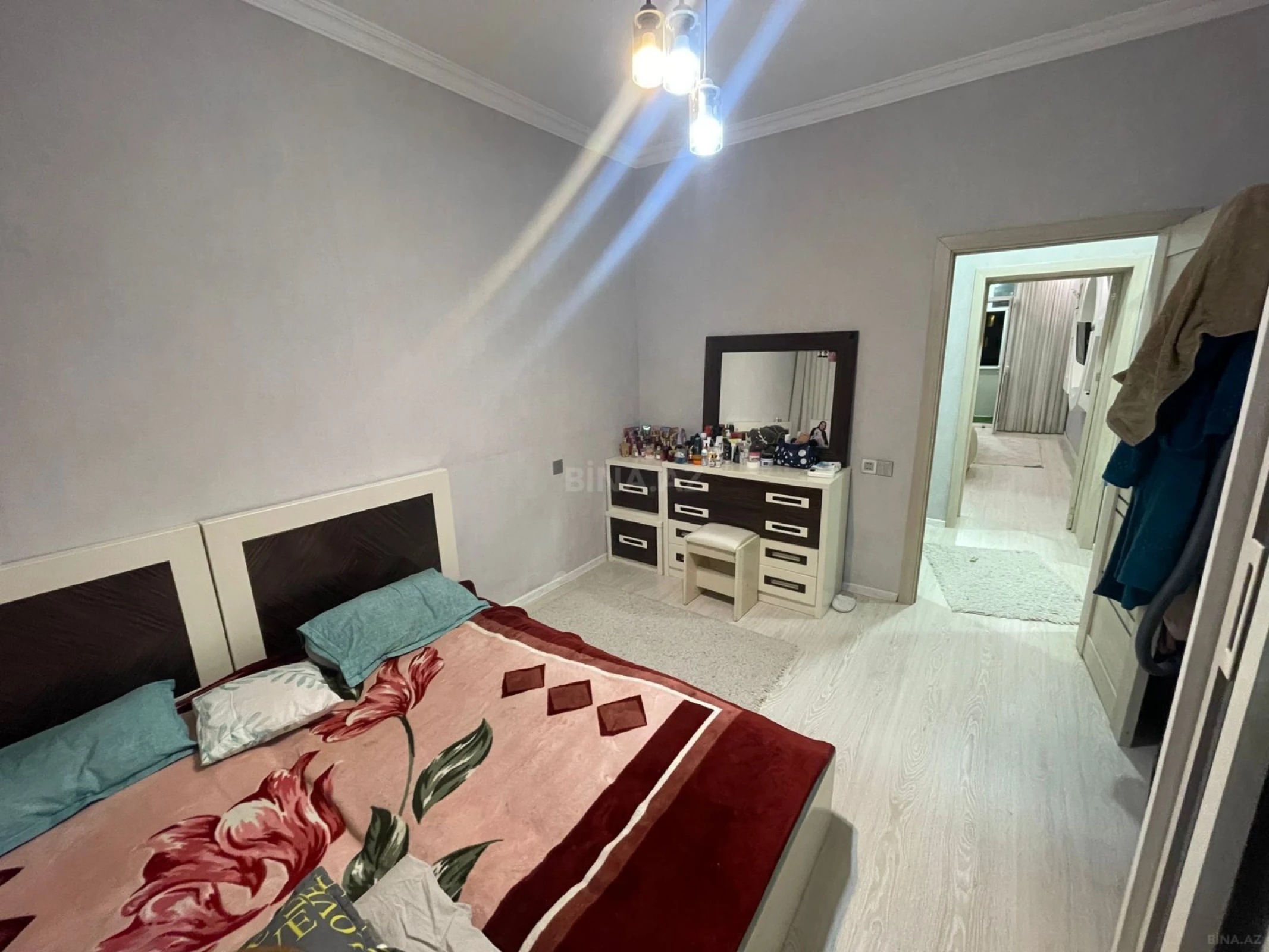 Kirayə verilir 2 otaqlı mənzil 87 m²