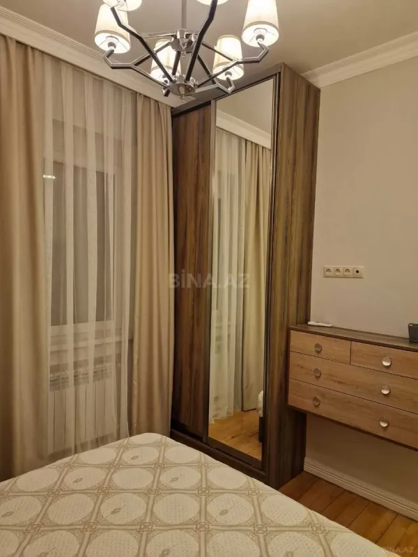 Kirayə verilir 3 otaqlı mənzil 100 m²