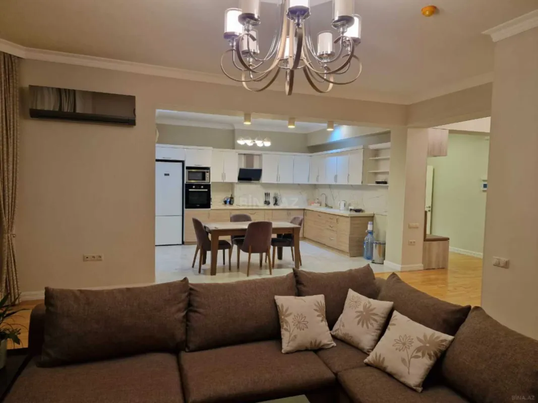 Kirayə verilir 3 otaqlı mənzil 100 m²