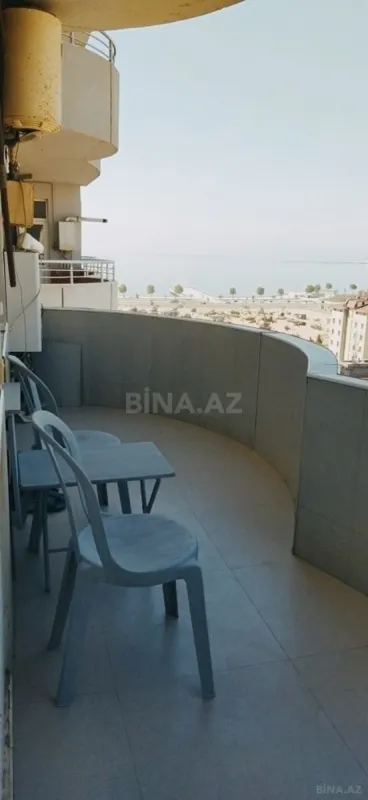 Kirayə verilir 3 otaqlı mənzil 120 m²