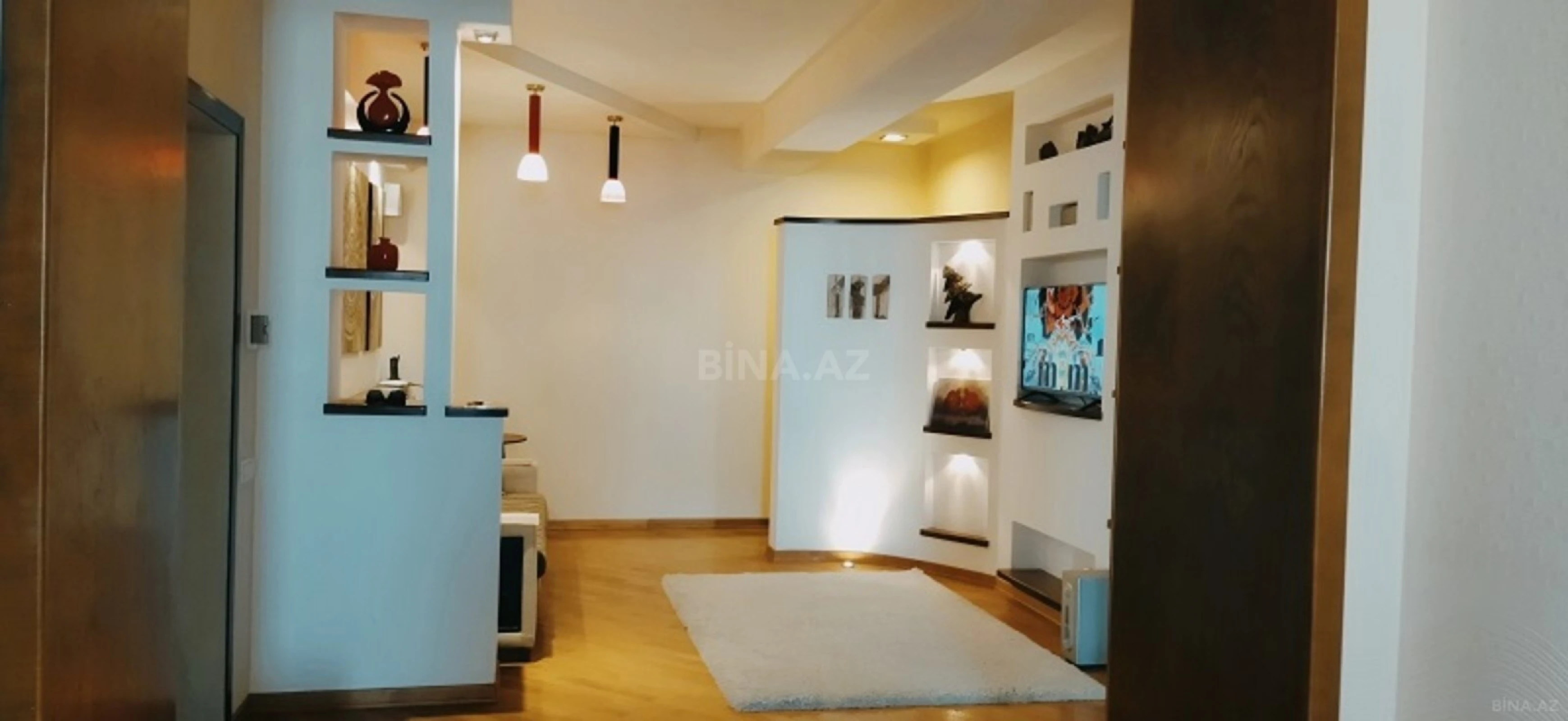 Kirayə verilir 3 otaqlı mənzil 120 m²