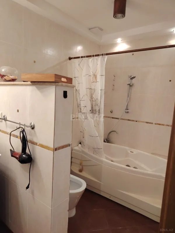 Kirayə verilir 3 otaqlı mənzil 120 m²