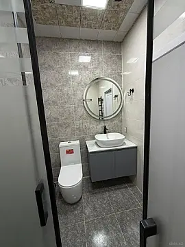 Kirayə verilir 2 otaqlı mənzil 65 m²