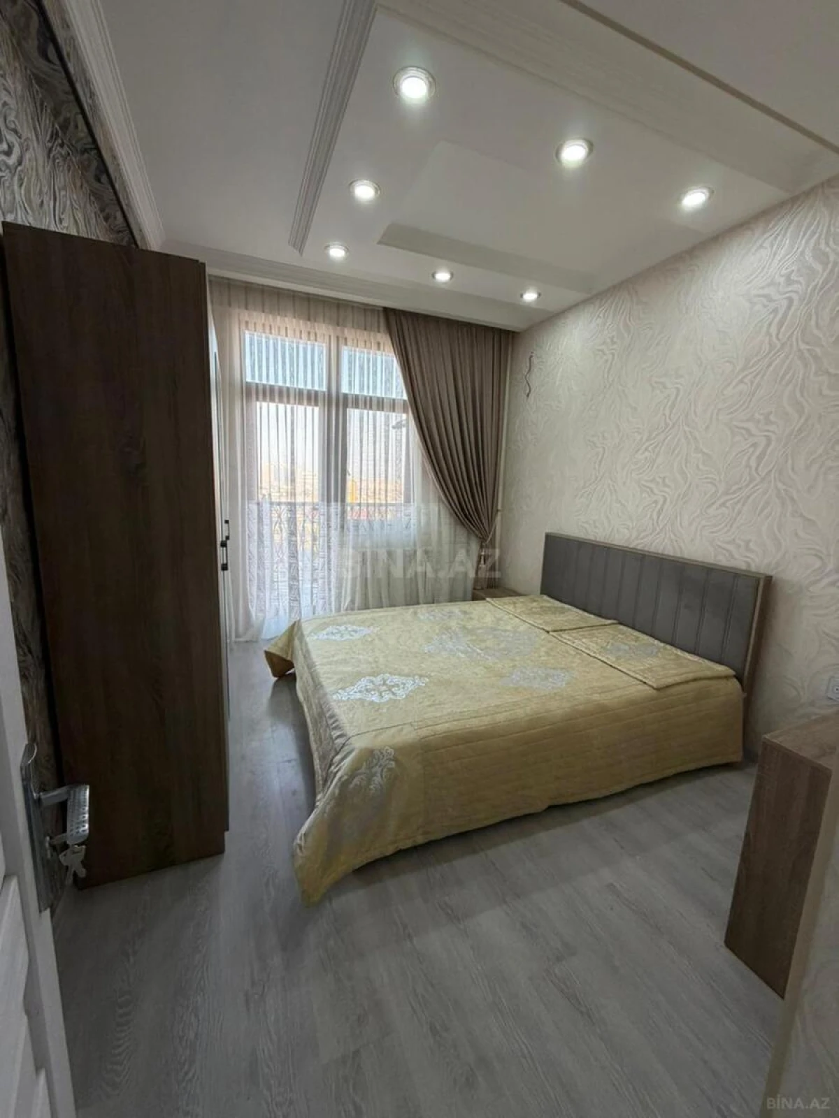 Kirayə verilir 2 otaqlı mənzil 65 m²