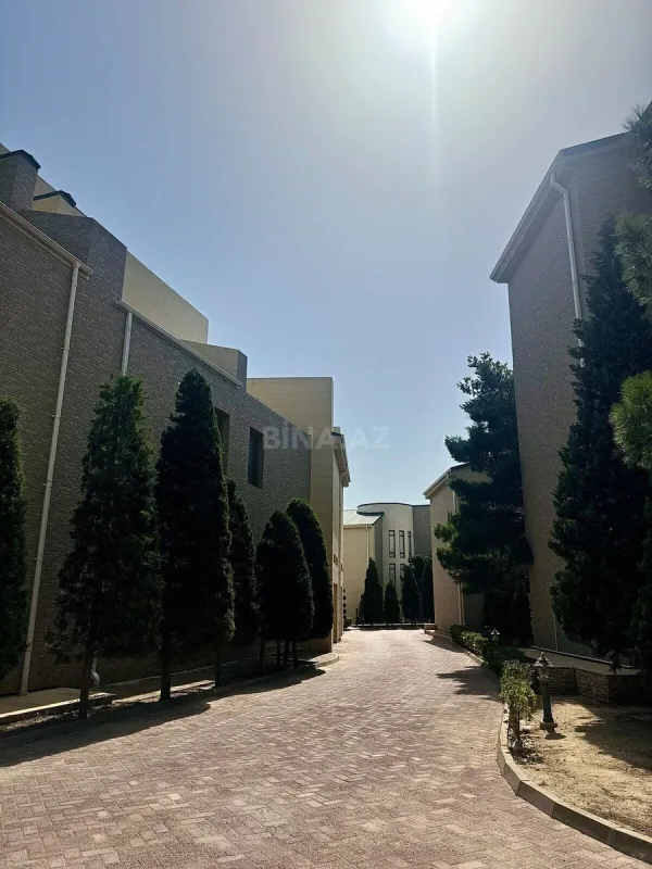 Kirayə verilir 6 otaqlı həyət evi 420 m²