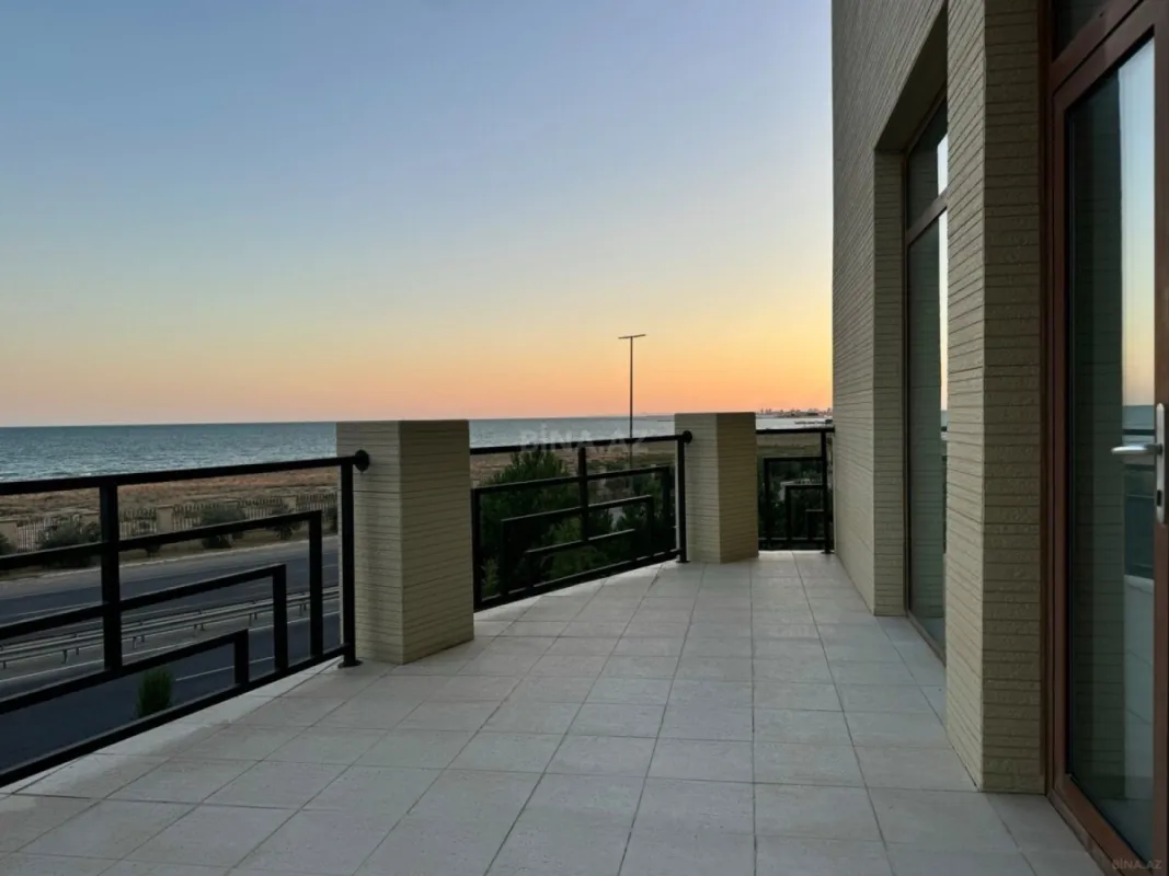 Kirayə verilir 6 otaqlı həyət evi 420 m²