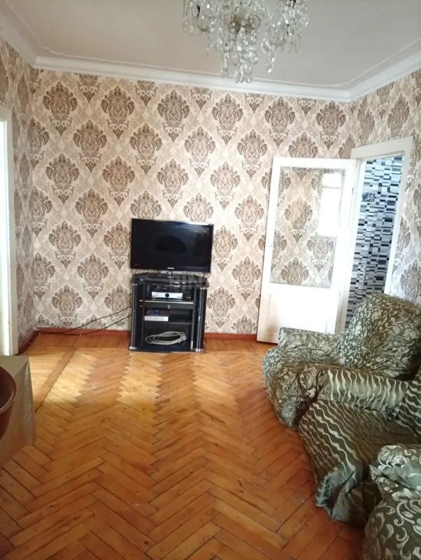 Kirayə verilir 2 otaqlı mənzil 55 m²
