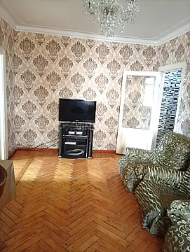 Kirayə verilir 2 otaqlı mənzil 55 m²