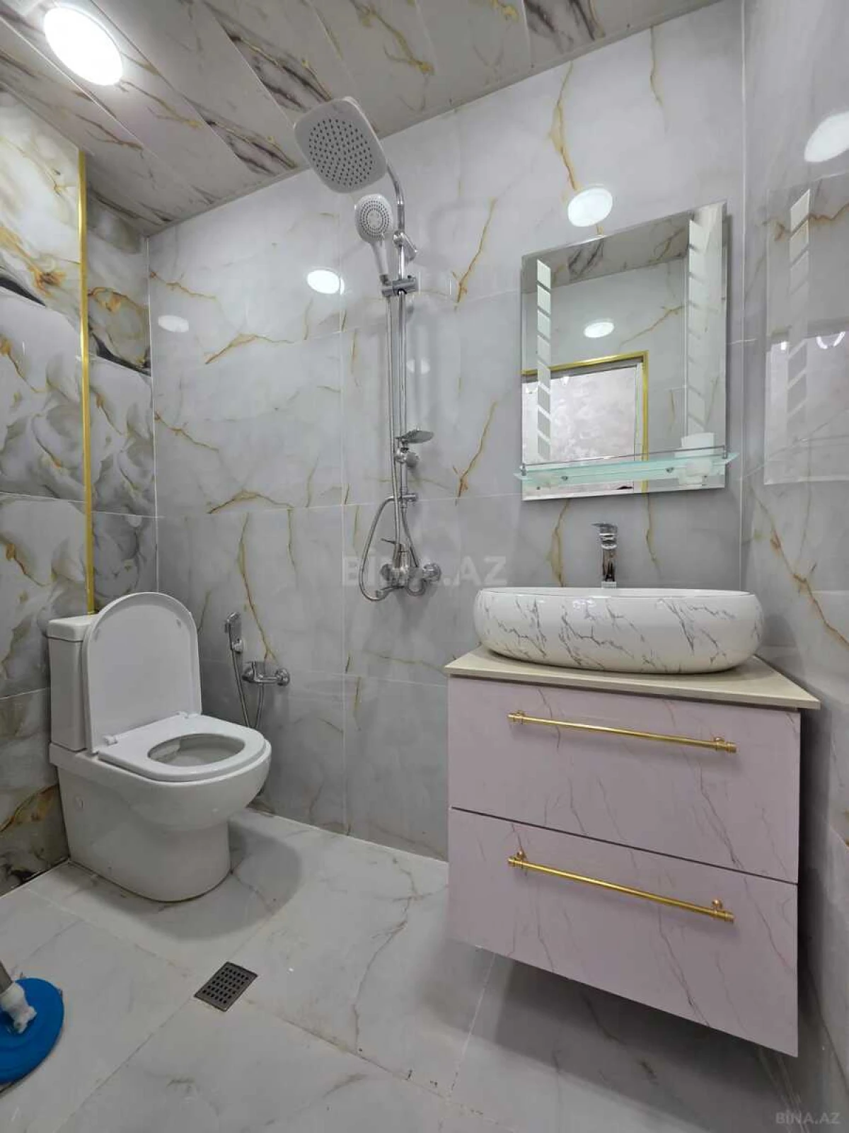 Satılır 2 otaqlı mənzil 45 m²