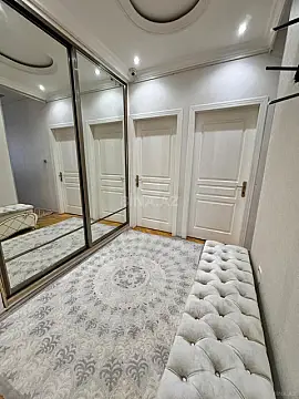 Satılır 4 otaqlı mənzil 102 m² — Bakı 4 otaq 102.00 m²