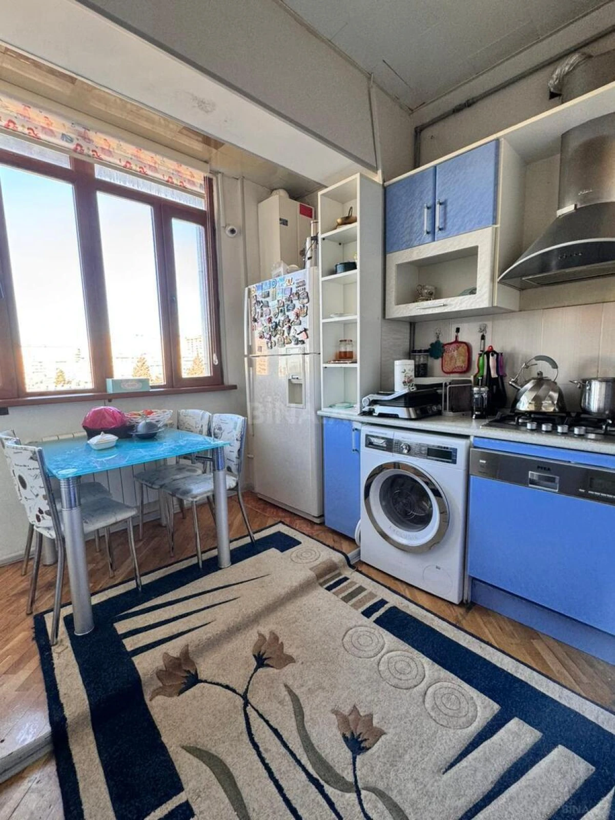 Satılır 4 otaqlı mənzil 102 m²