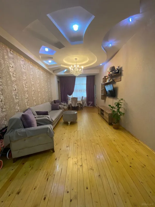 Satılır 2 otaqlı mənzil 52 m²