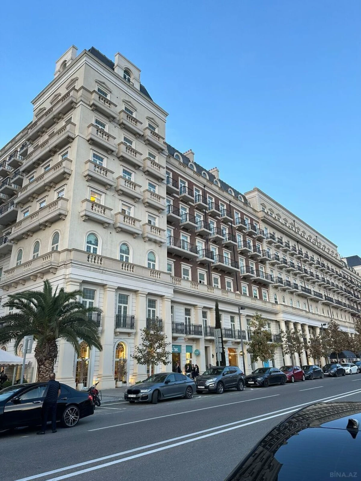 Satılır 3 otaqlı mənzil 104 m²