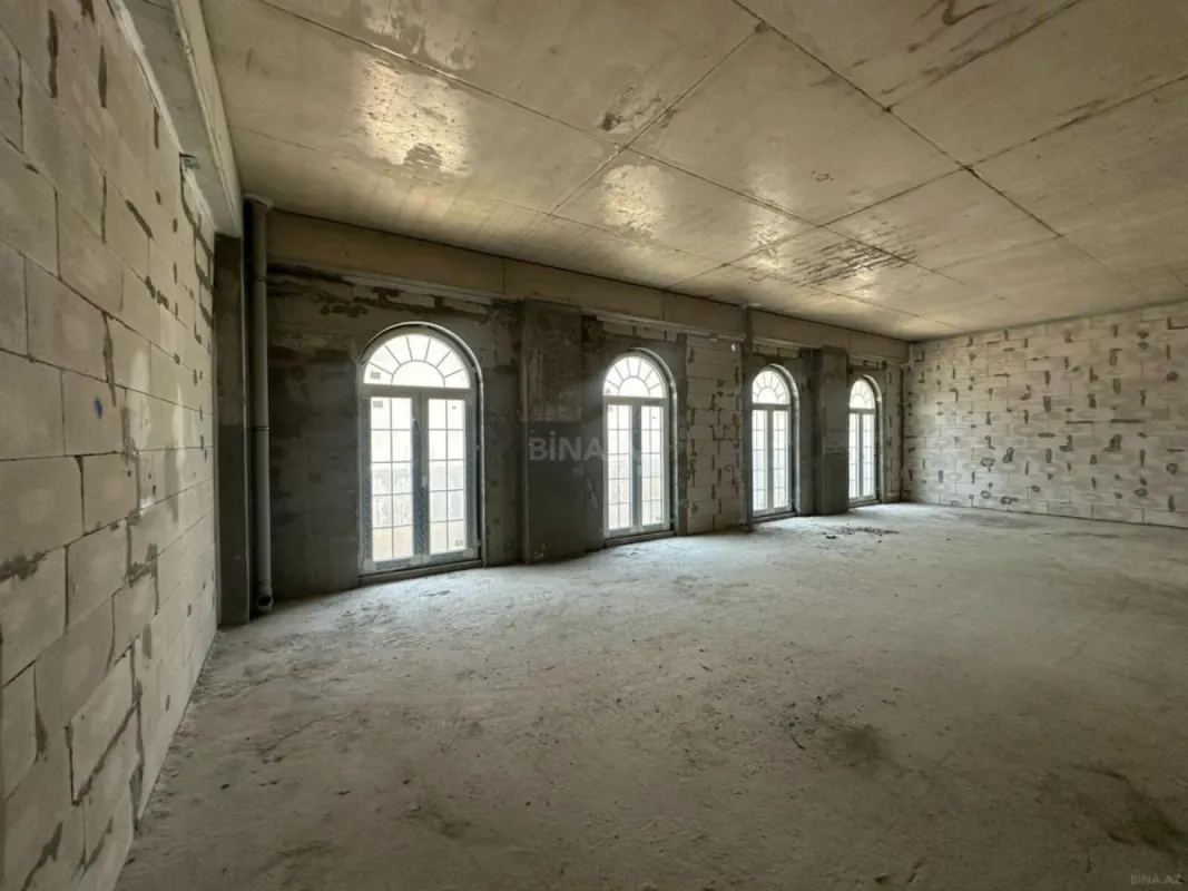 Satılır 3 otaqlı mənzil 104 m²