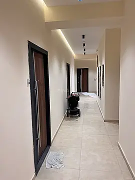 Satılır 3 otaqlı mənzil 142 m²