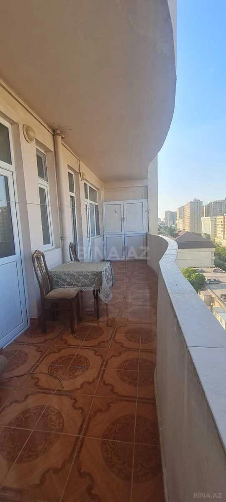 Kirayə verilir 3 otaqlı mənzil 95 m²