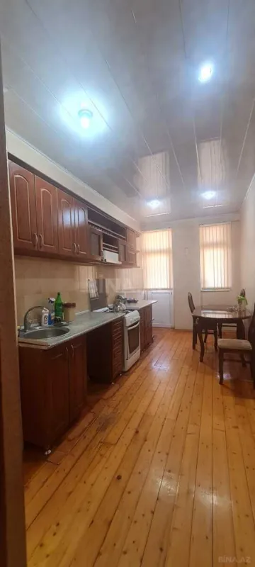 Kirayə verilir 3 otaqlı mənzil 95 m²