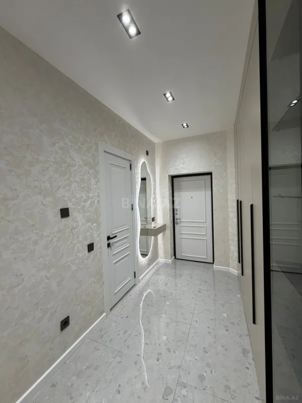 Satılır 2 otaqlı mənzil 97 m²