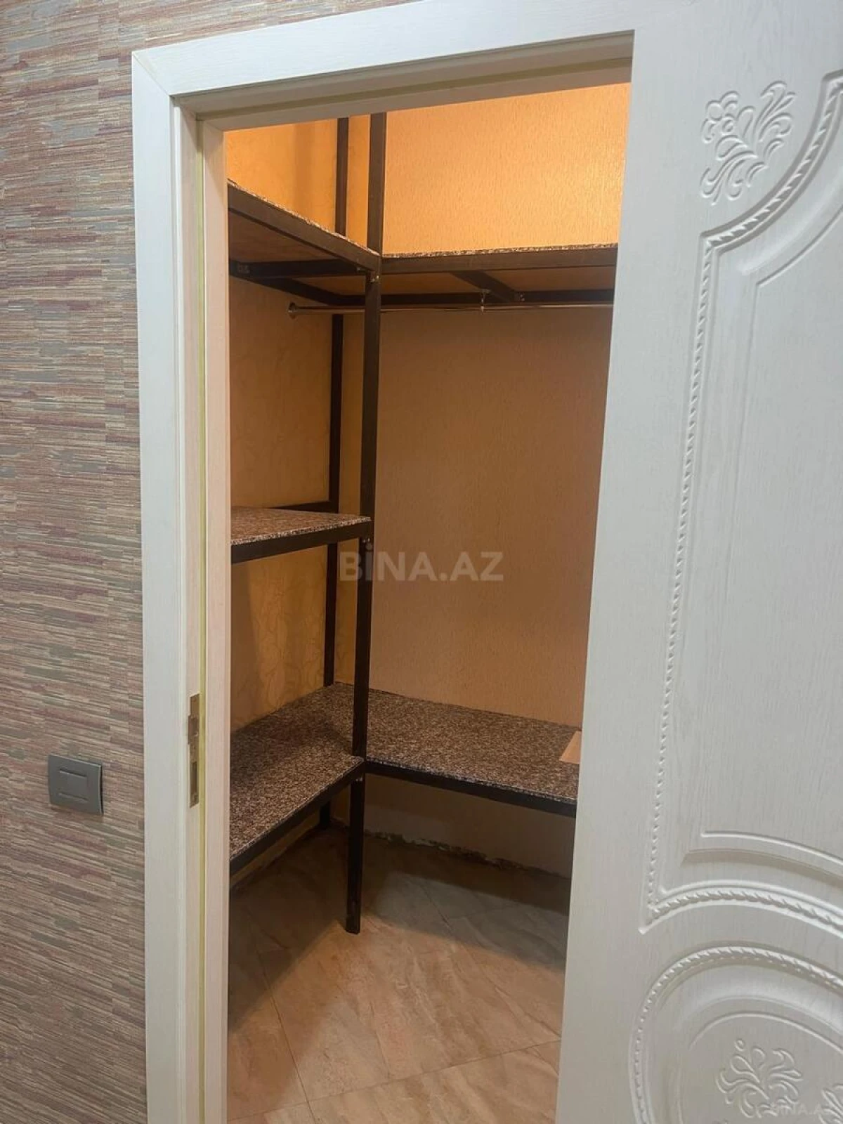 Satılır 3 otaqlı mənzil 98 m²
