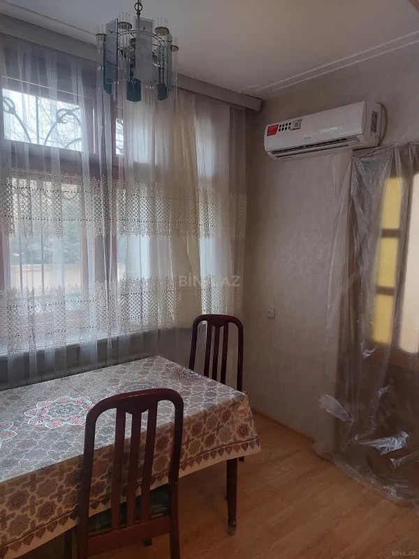 Kirayə verilir 2 otaqlı mənzil 80 m²