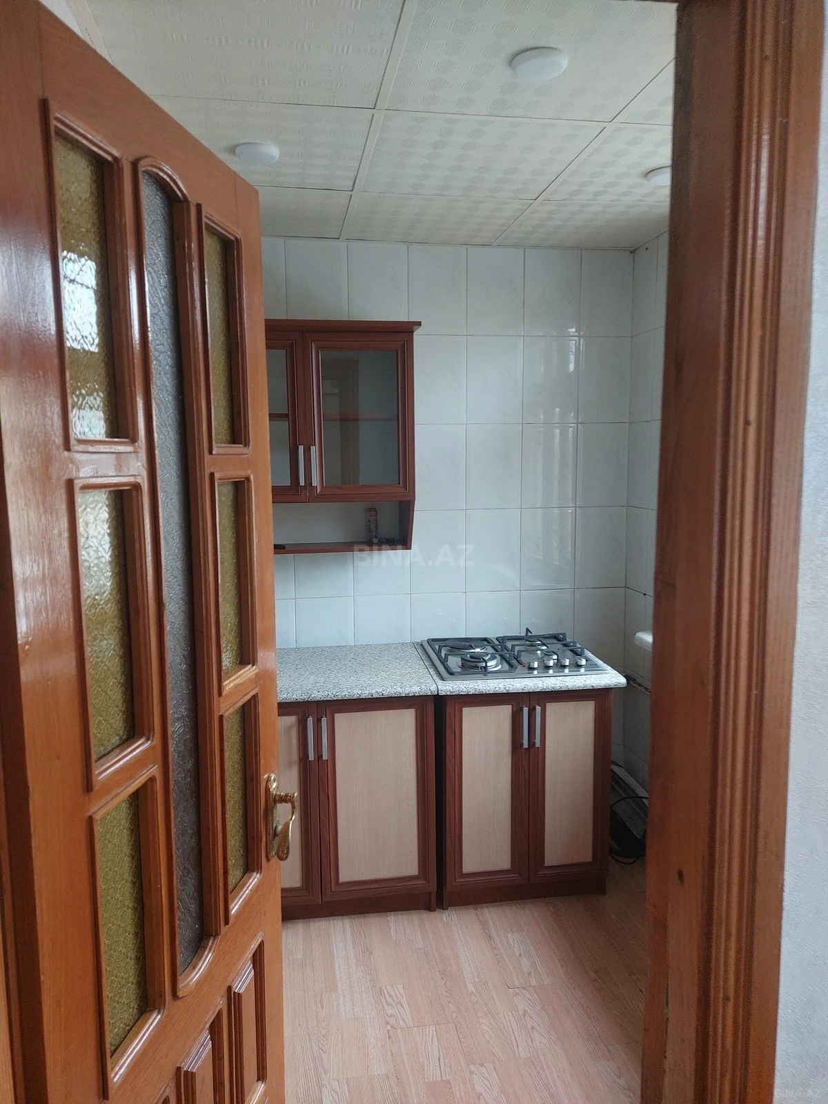 Kirayə verilir 2 otaqlı mənzil 80 m²