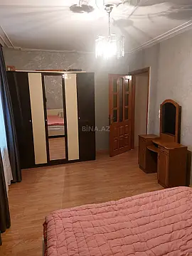 Kirayə verilir 2 otaqlı mənzil 80 m²