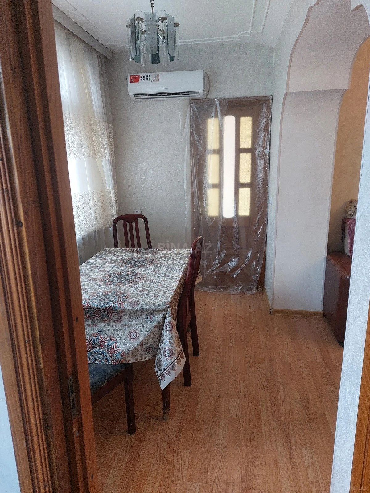 Kirayə verilir 2 otaqlı mənzil 80 m²