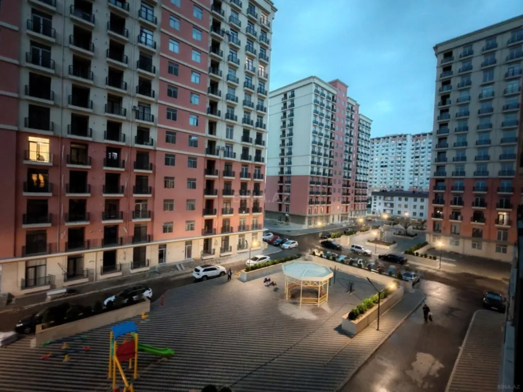 Kirayə verilir 2 otaqlı mənzil 70 m²