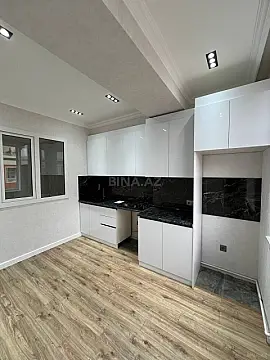 Satılır 3 otaqlı mənzil 83 m²