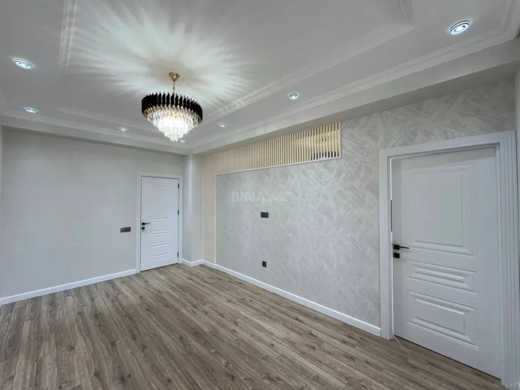 Satılır 3 otaqlı mənzil 83 m²