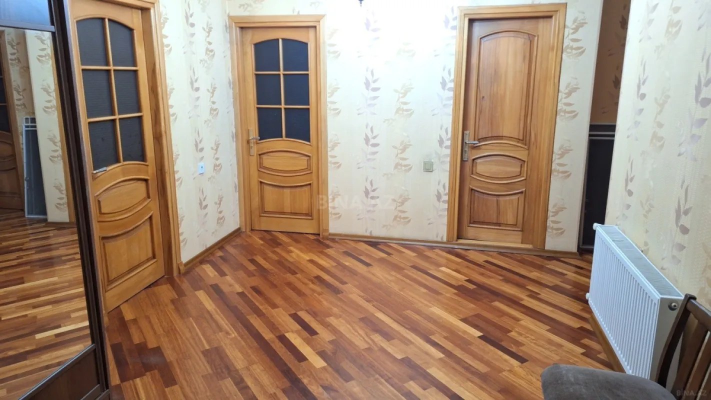 Kirayə verilir 3 otaqlı mənzil 110 m²