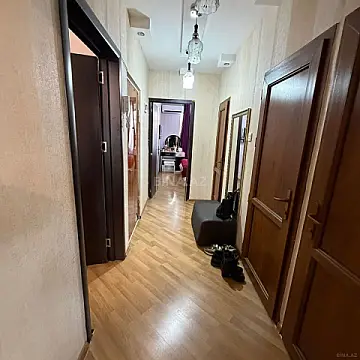 Satılır 3 otaqlı mənzil 50 m²