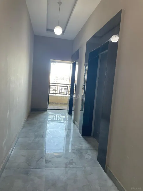 Satılır 4 otaqlı mənzil 259 m²
